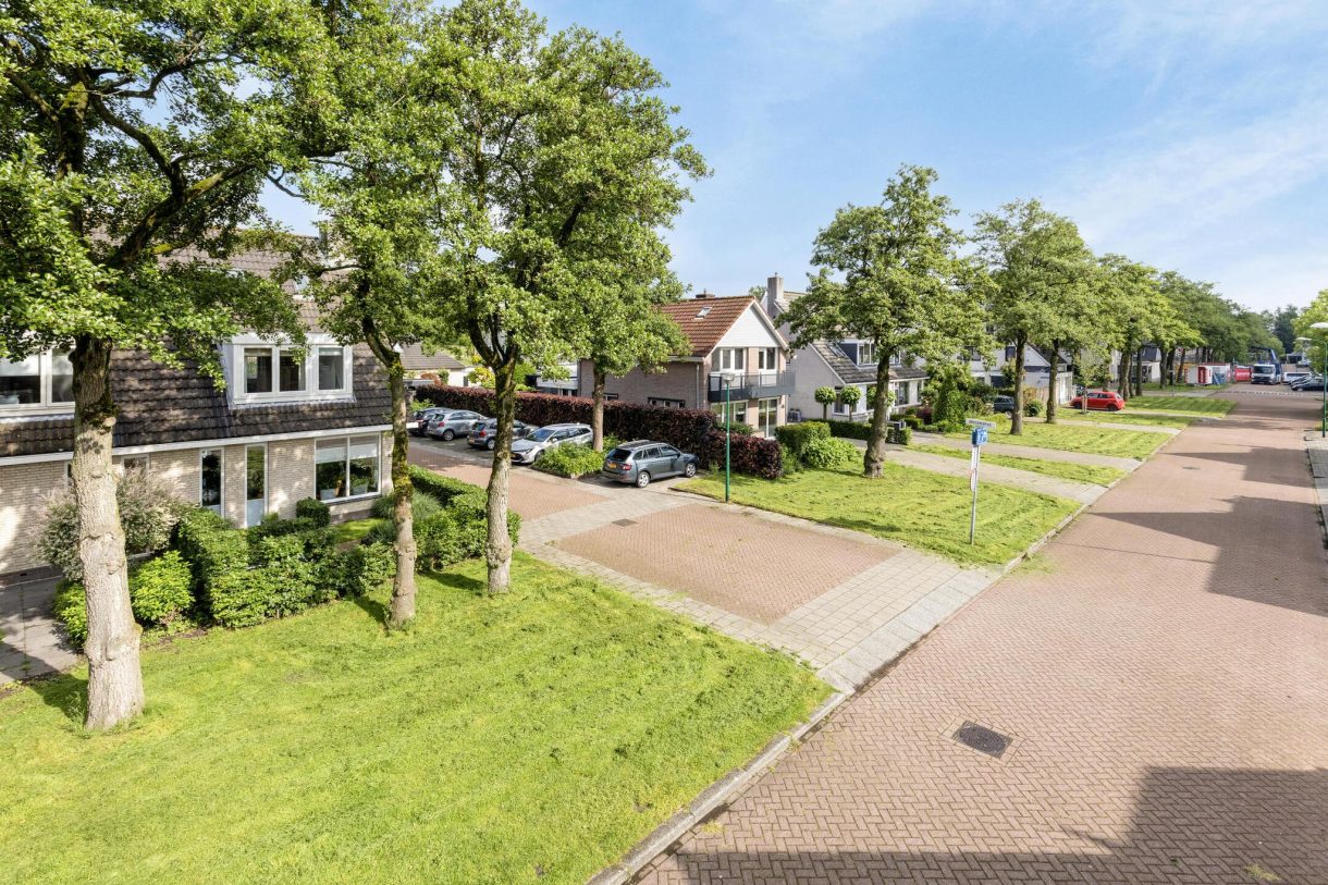Te koop: Foto Woonhuis aan de Bachlaan 43 in Veenendaal