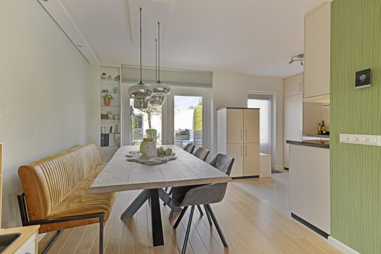 Te koop: Foto Woonhuis aan de Bachlaan 43 in Veenendaal