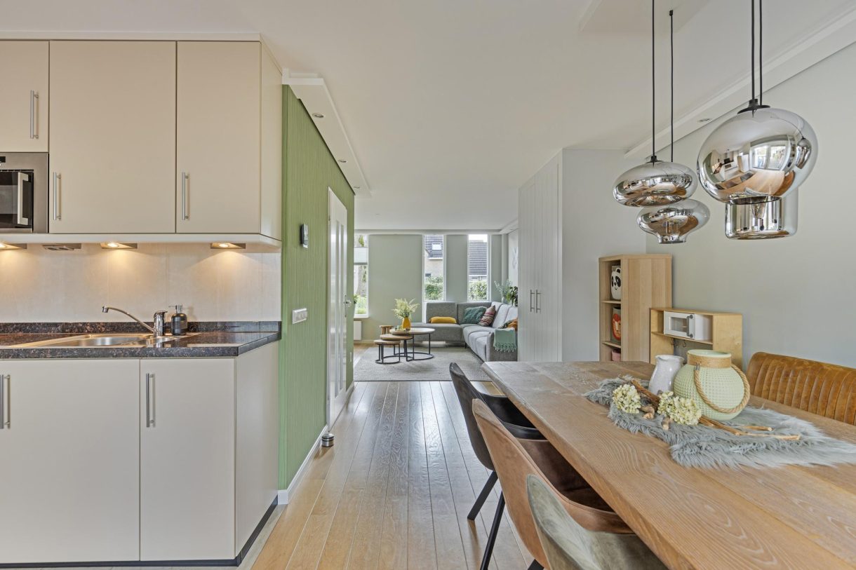 Te koop: Foto Woonhuis aan de Bachlaan 43 in Veenendaal