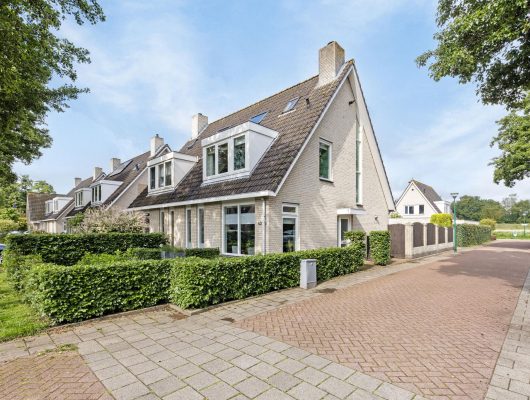 Hoofdfoto van Veenendaal Bachlaan 43