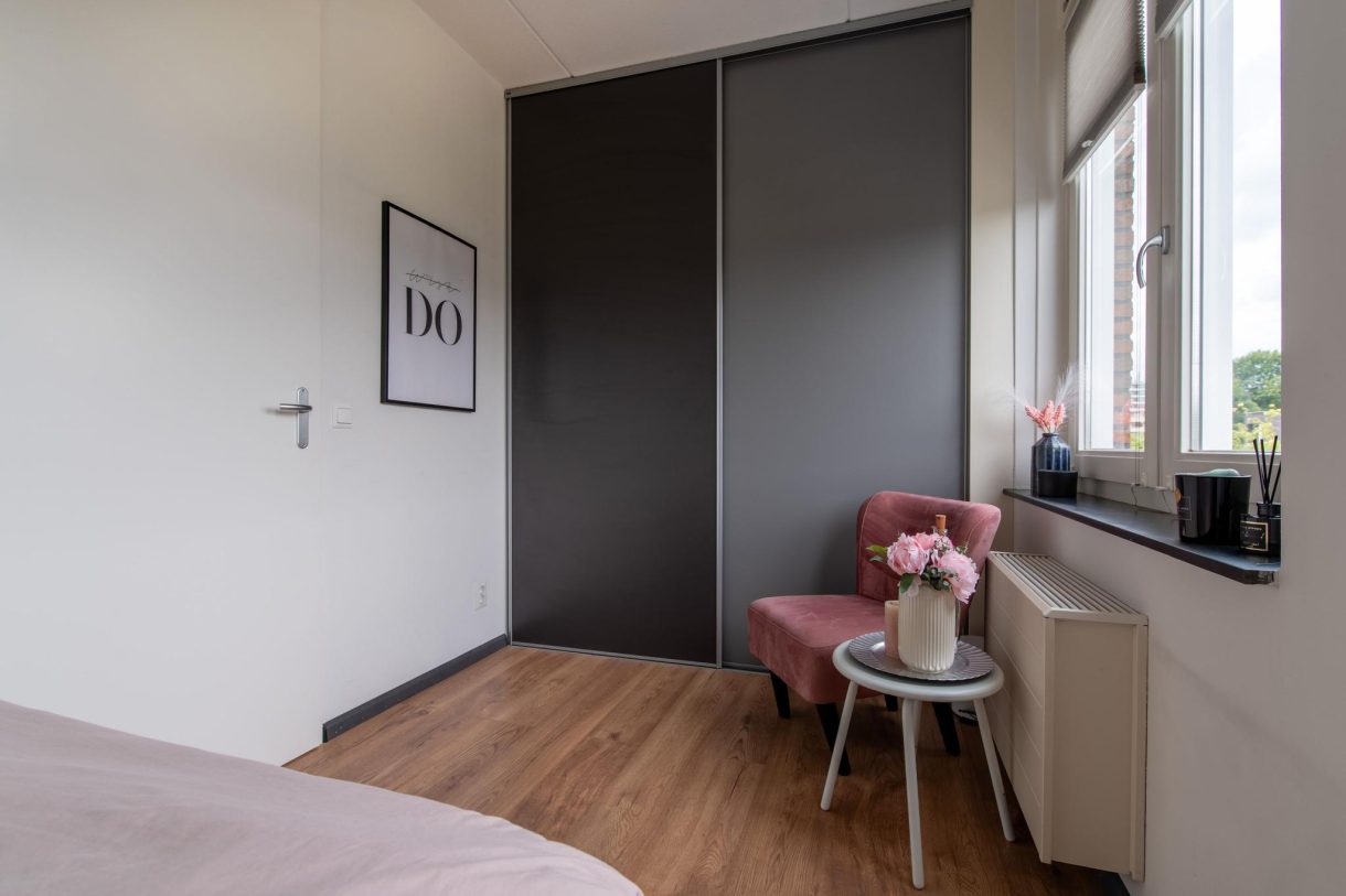 Te koop: Foto Woonhuis aan de MacBridestraat 18 in Veenendaal