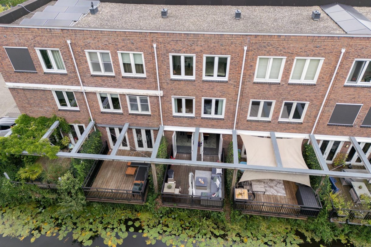 Te koop: Foto Woonhuis aan de MacBridestraat 18 in Veenendaal