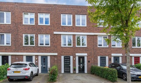 koop  Veenendaal  MacBridestraat 18 – Hoofdfoto