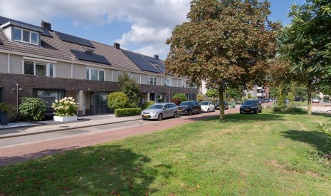 Te koop: Foto Woonhuis aan de Linnaeuslaan 71 in Veenendaal