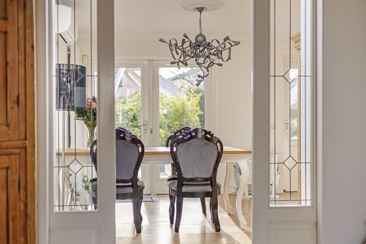 Te koop: Foto Woonhuis aan de Middellaan 136 in Veenendaal