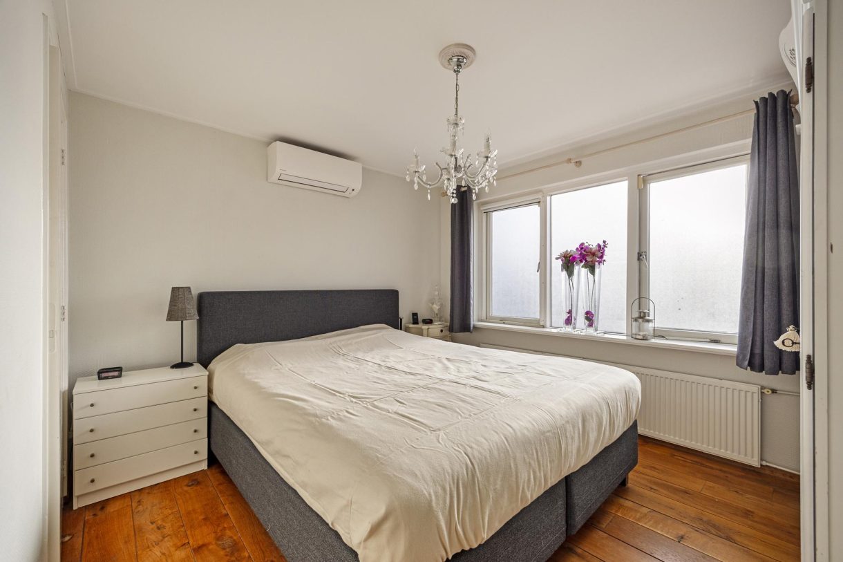 Te koop: Foto Woonhuis aan de Middellaan 136 in Veenendaal