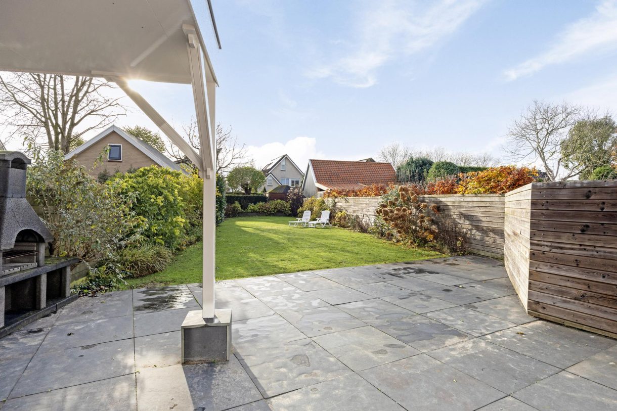 Te koop: Foto Woonhuis aan de Middellaan 136 in Veenendaal