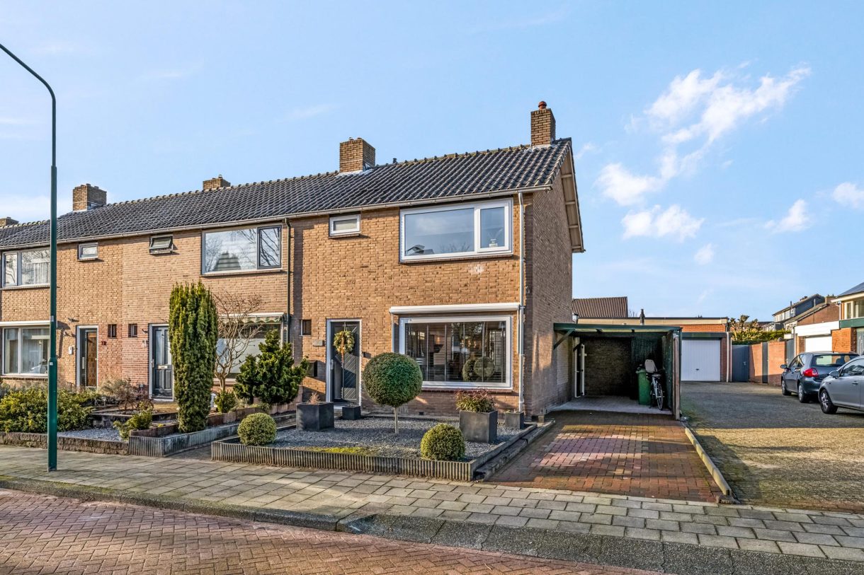 Te koop: Foto Woonhuis aan de Rozenstraat 43 in Veenendaal