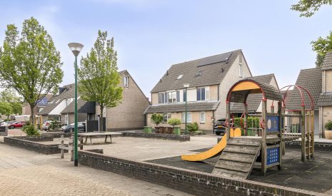 Te koop: Foto Woonhuis aan de Berliozstraat 16 in Veenendaal