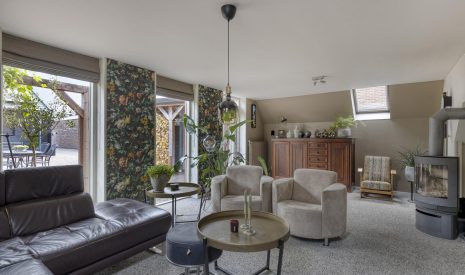 Te koop: Foto Woonhuis aan de Rijksstraatweg 143 in Elst Ut