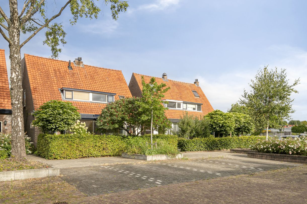 Te koop: Foto Woonhuis aan de P.H. van Rijnstraat 6 in Veenendaal