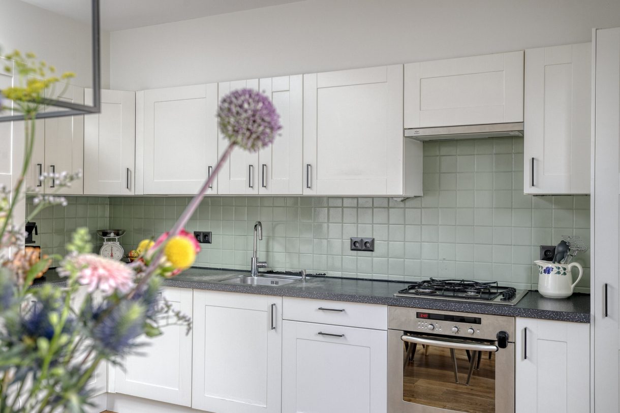 Te koop: Foto Woonhuis aan de P.H. van Rijnstraat 6 in Veenendaal