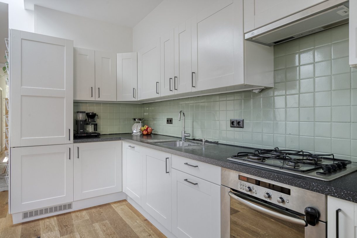 Te koop: Foto Woonhuis aan de P.H. van Rijnstraat 6 in Veenendaal