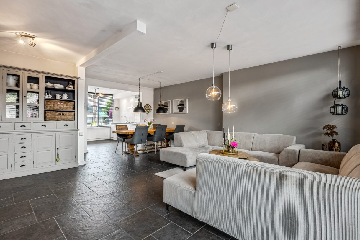 Te koop: Foto Woonhuis aan de Burg W E v Weedelaan 7 in Amerongen